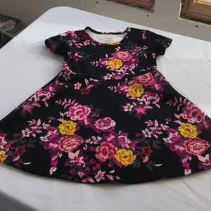 Wonder Nation Girls 2 piece Size 6